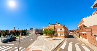 Pis  Calle luis vives. Unipal vende una vivienda con unas vistas geniales en la zona de