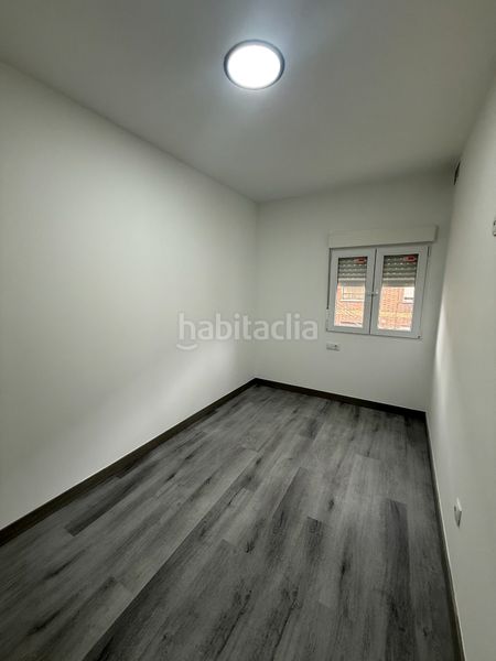 Foto e816fcdf-0ee6-473a-9219-08b90019ffa8. Pis amb calefacció a El Carmen - Casas del Hogar Palencia