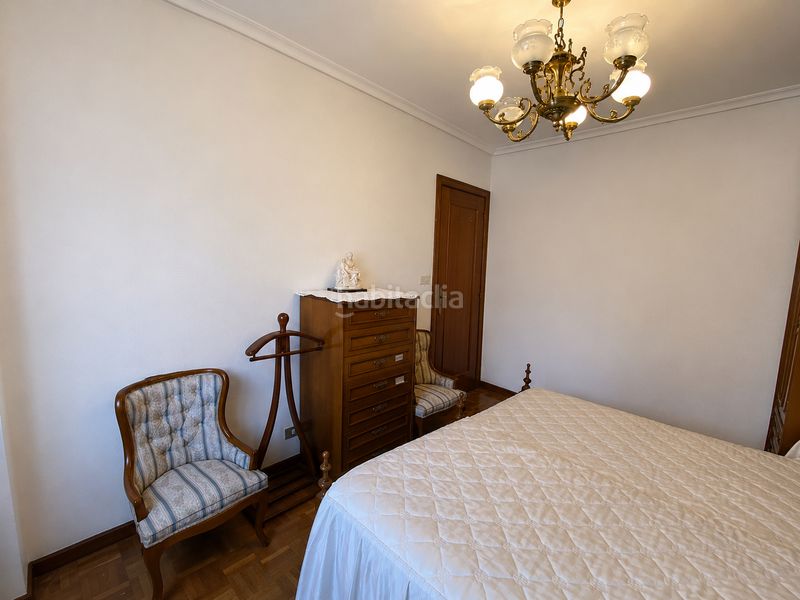 Foto f6e61af4-a18e-4971-aa17-d85dfc966727. Pis amb calefacció aparcament a Centro Palencia
