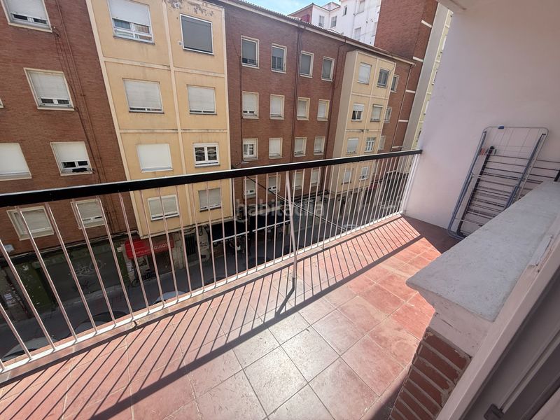 Foto d4763516-879f-4495-a94d-a7f030586cdf. Pis amb calefacció a Campo de la Juventud Palencia