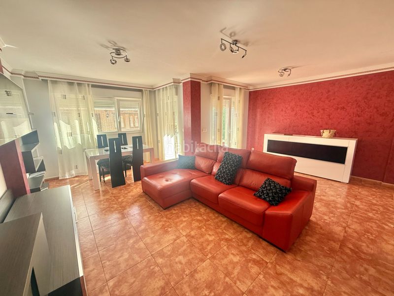 Foto d63192a1-8b23-4c62-974e-786cd95b7b48. Casa adossada amb xemeneia calefacció aparcament a Venta de Baños