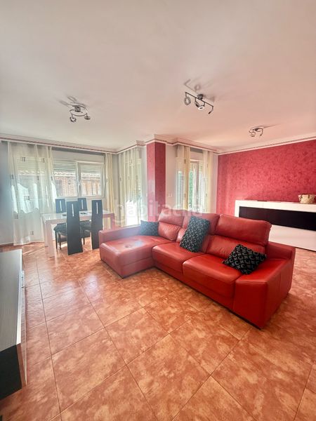 Foto dae0cf9f-da31-41e7-a583-8922dda9998a. Casa adossada amb xemeneia calefacció aparcament a Venta de Baños