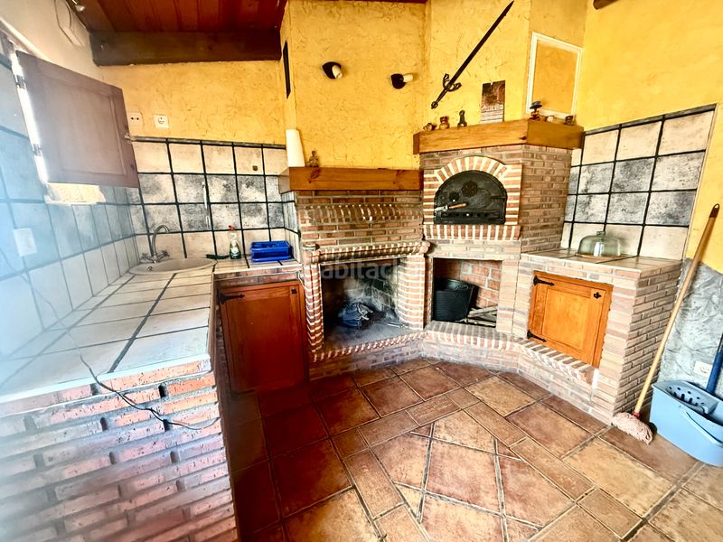 Foto f4750a02-9674-4282-b6a6-46f5087ac006. Casa adossada amb xemeneia calefacció aparcament a Venta de Baños