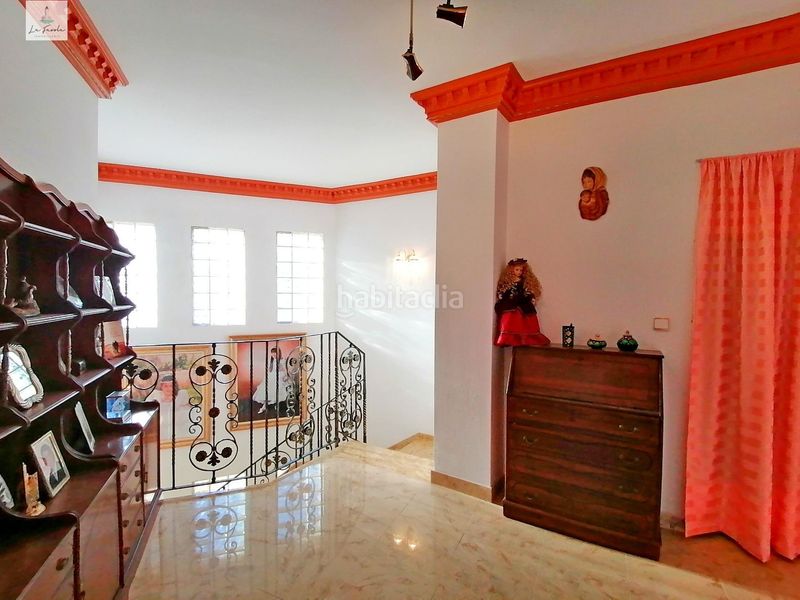 Foto 085d99a7-6308-4c7e-a02d-096b3256a546. Casa con parcheggio in Loja