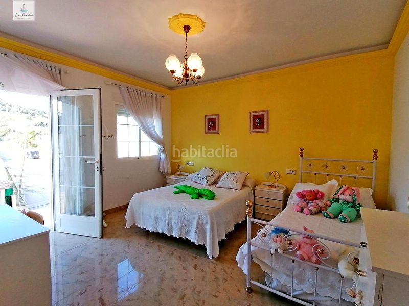 Foto 2855947b-03ef-4712-b8b5-fd3e42a47518. Casa con parcheggio in Loja