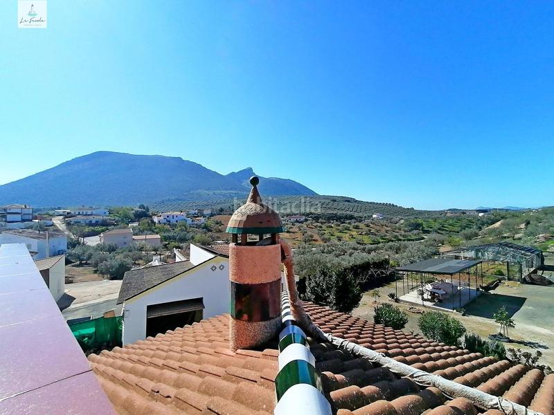 Foto 409c5aad-9ffa-4f50-bb19-595d81f8e2c3. Casa amb calefacció aparcament a Loja