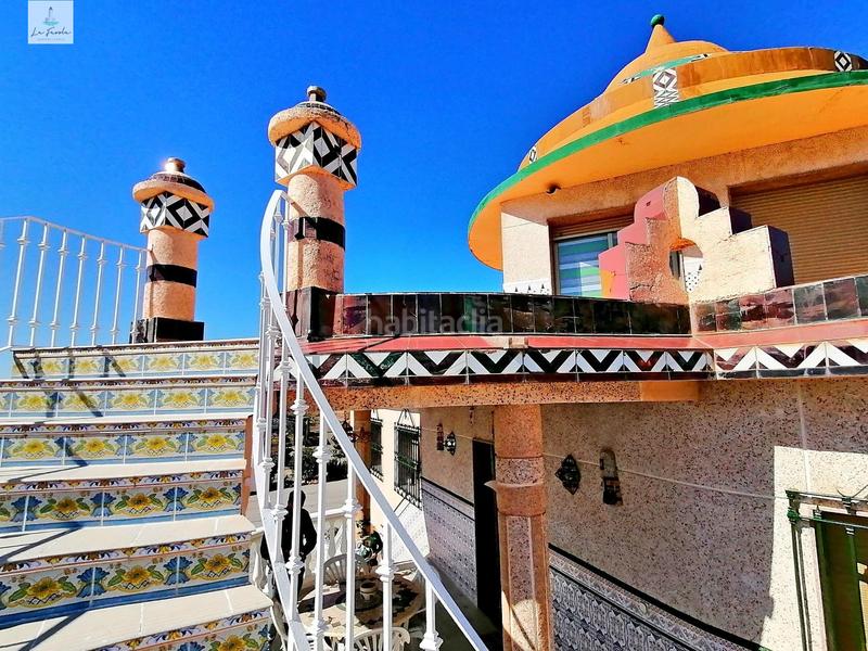 Foto 9b8d7f32-9593-4d4c-92eb-b39b71b2a1d3. Casa amb calefacció aparcament a Loja