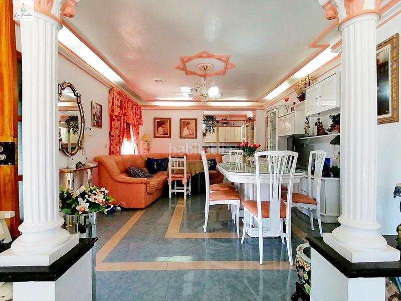 Foto cf9be7cc-9925-4197-ad3f-a5e41193a9f7. Casa amb calefacció aparcament a Loja