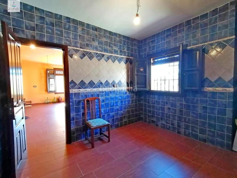 Foto 5c77748f-96d1-43ad-ba37-6c2a370f52cc. Casa adosada casa estilo rustica de 5 dormitorios en Archidona