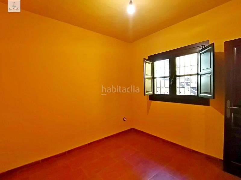 Foto de82c5c3-9a9a-4fba-a3b5-74403f6cff58. Casa adosada casa estilo rustica de 5 dormitorios en Archidona