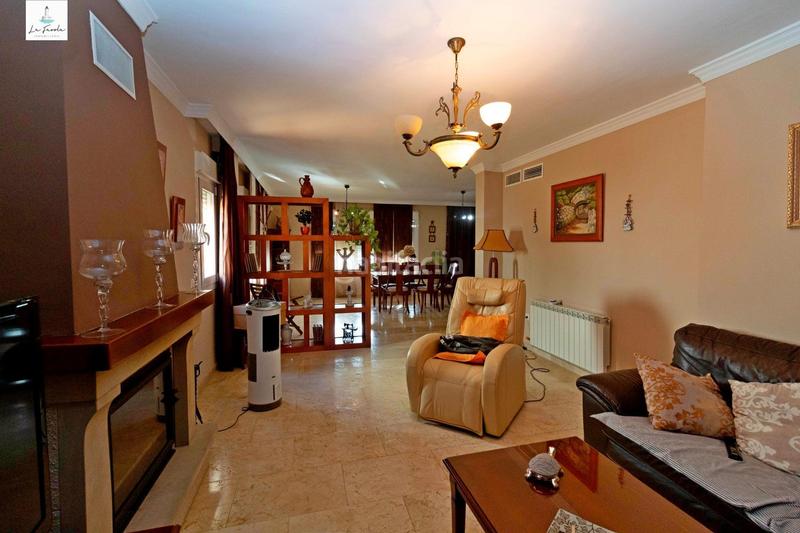 Foto a647f2ec-061a-40fd-8456-a8fc3513a5e3. Casa exclusivo chalet con encanto en el Limonar alto malaga en Málaga