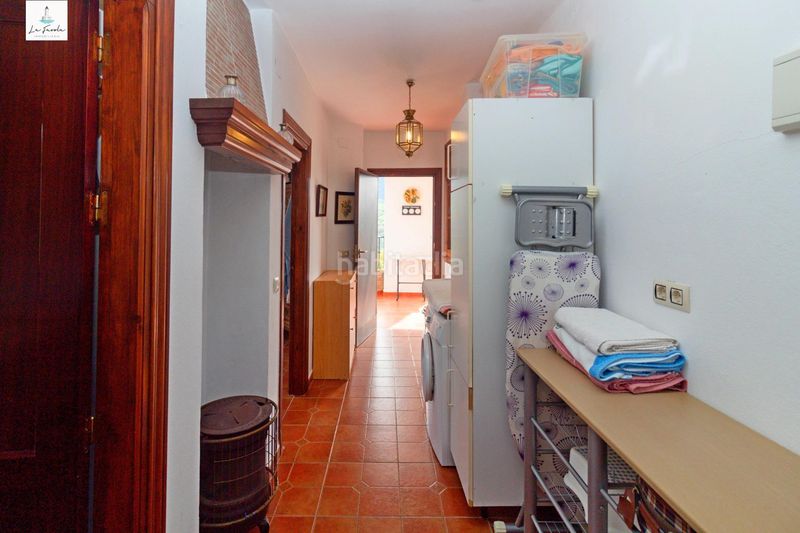 Foto 100184f8-a6fc-4618-85f3-683de6f7cadf. Casa amb aparcament a Carratraca