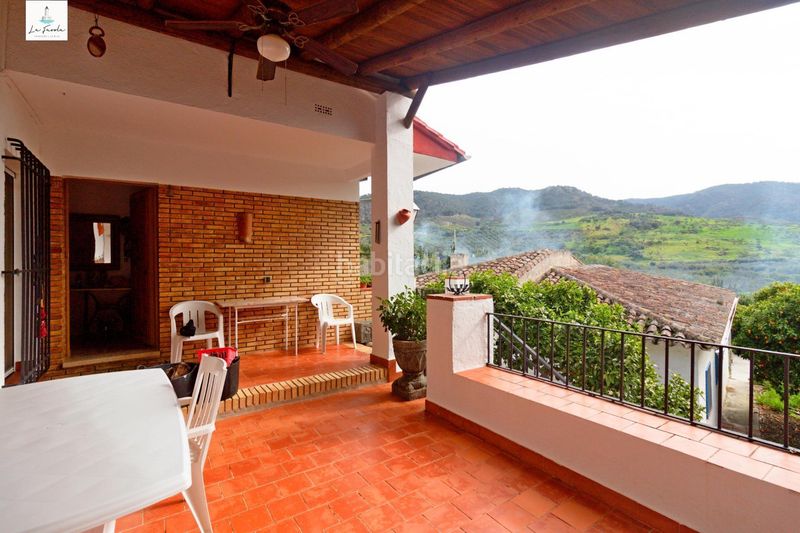 Foto 1e0072e1-4476-48ca-81a2-0ec6ecf33cb6. Casa amb aparcament a Carratraca