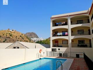 Appartamento en lora. Piso de 2 dormitorios con piscina en barriada del puente alora