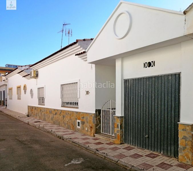 Foto 032f73bf-3815-4d6e-ba2e-f2d930dc88a8. Casa adossada amb aparcament a estación de Cártama Cártama