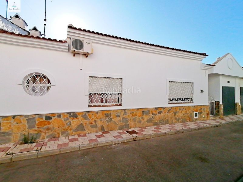 Foto 7208fcd1-2f6c-48ec-a7be-94ba78904aa2. Casa adossada amb aparcament a estación de Cártama Cártama