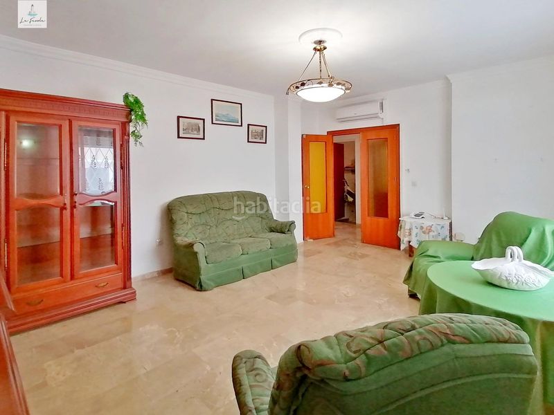 Foto e63c3043-8373-4d7d-b588-5d660673735a. Casa adossada amb aparcament a estación de Cártama Cártama