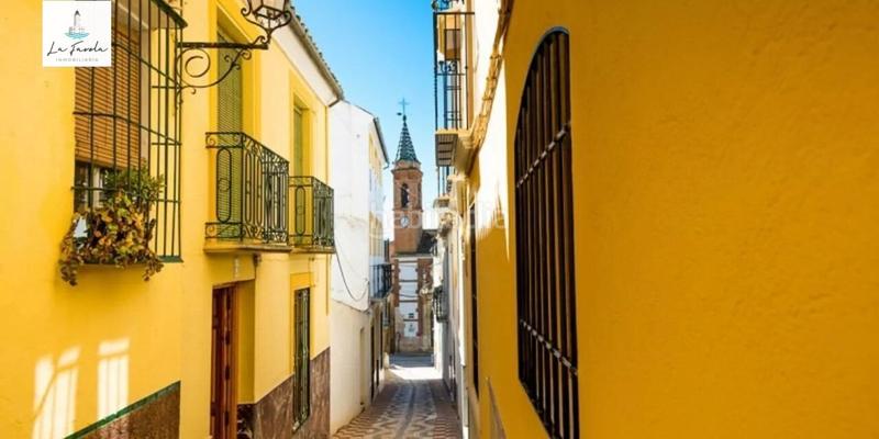 Foto 27cf529f-0b58-467e-b0d1-e4f2eeb1b46e. Alquiler casa adosada chalet adosado en alquiler en Archidona