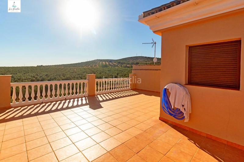 Foto 4da444fe-42ee-4363-9687-f63a8e7fbb40. Alquiler casa adosada chalet adosado en alquiler en Archidona