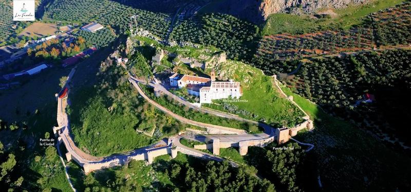 Foto 77b4b476-b796-4886-9829-85f39d1d4185. Alquiler casa adosada chalet adosado en alquiler en Archidona