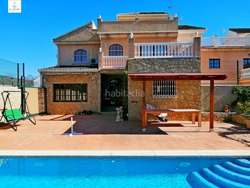 Foto 4ec81035-f71f-423c-b186-c7d18a0dba85. Xalet amb calefacció aparcament piscina a Archidona