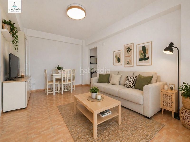 Foto 33503d77-8a9b-4a98-815d-b465aa175335. Rent flat in Parque Ayala - Jardín de la Abadía - Huelín Málaga