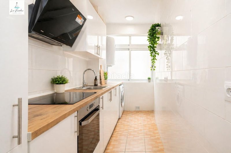 Foto 4c515e52-2d1a-4eb1-b1d3-1467ec238029. Rent flat in Parque Ayala - Jardín de la Abadía - Huelín Málaga
