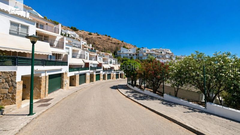 Foto e550f826-b230-4a92-877c-8234a2cb2201. Lloguer casa adossada amb calefacció aparcament piscina a Málaga