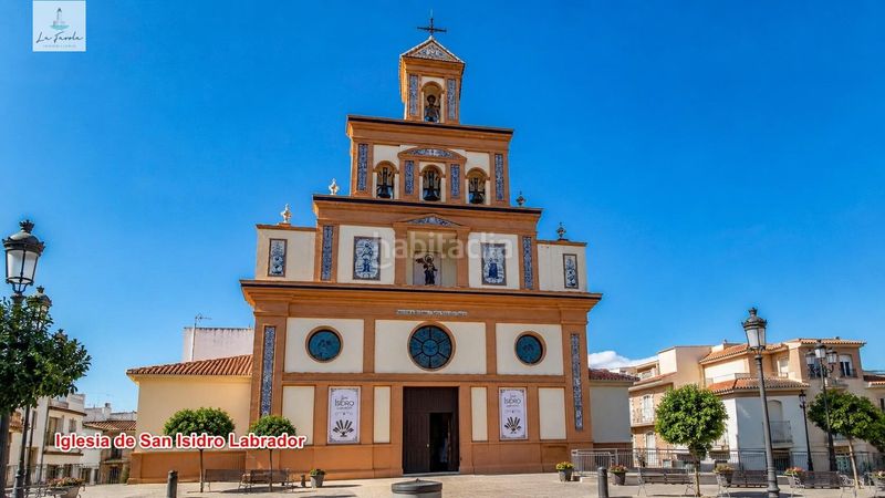 Foto ef16dcde-e5e1-419e-81a9-ba91b6e2f76e. Casa adossada amb aparcament a estación de Cártama Cártama