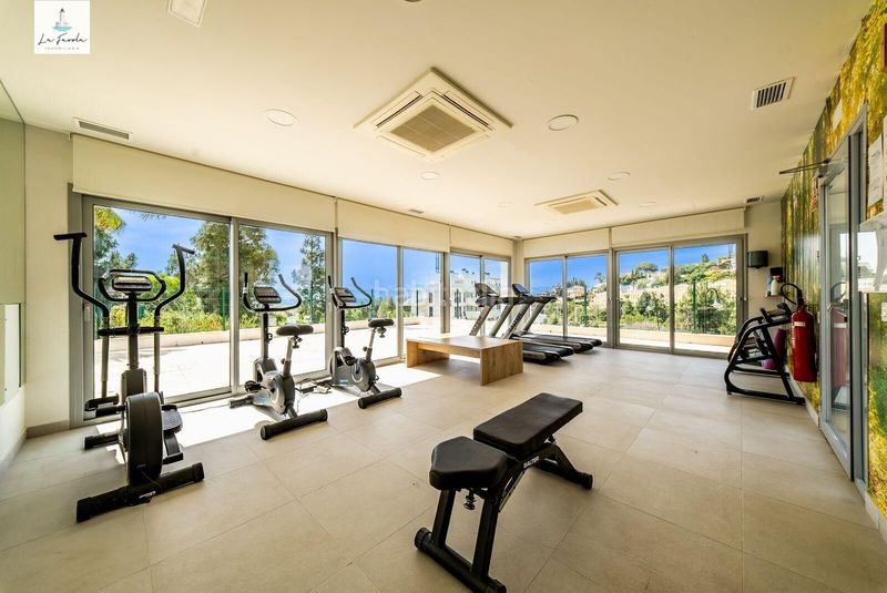 Foto 5d6bc694-3d53-4769-b6c3-7bead56c6c9b. Apartament amb aparcament piscina a El Faro de Calaburra - Chaparral Mijas