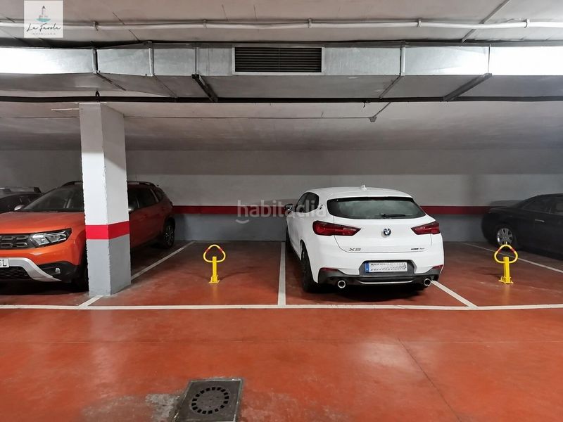 Foto 2bfbf732-a53e-430e-a525-cda372388424. Affitto posto auto in Parque Ayala - Jardín de la Abadía - Huelín Málaga