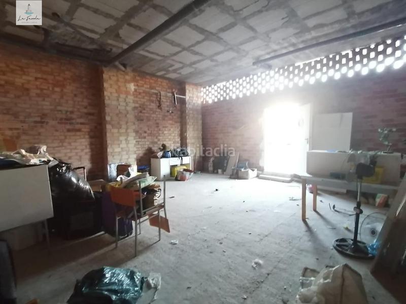 Foto a4df09de-ef65-4e1d-9c79-c89eabc4f286. Lloguer local comercial a calle maria casares 3 a Málaga