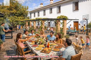 Casa a Villanueva del Trabuco. Gran casa rural en villanueva del trabuco  8 dormitorios  ideal