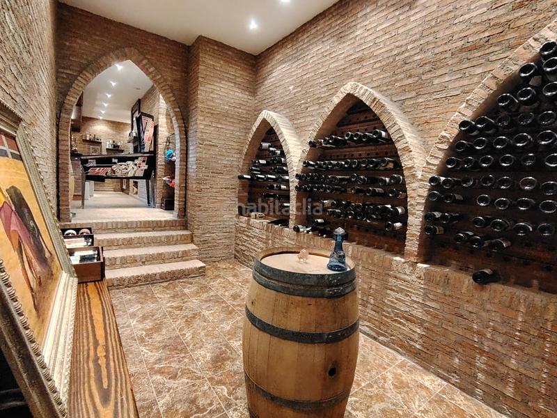 Foto 002f2caf-ea41-4403-af38-ac245dc00d95. Chalet mit kamin heizung parking pool in Batres