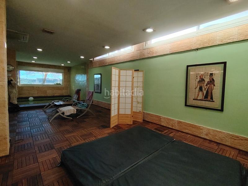 Foto 1225aa4a-bb3a-44a0-ad00-3364d81c75c9. Chalet mit kamin heizung parking pool in Batres