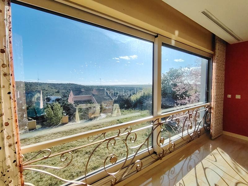 Foto 20c831a8-6665-4774-8df5-b583e37729b6. Chalet mit kamin heizung parking pool in Batres