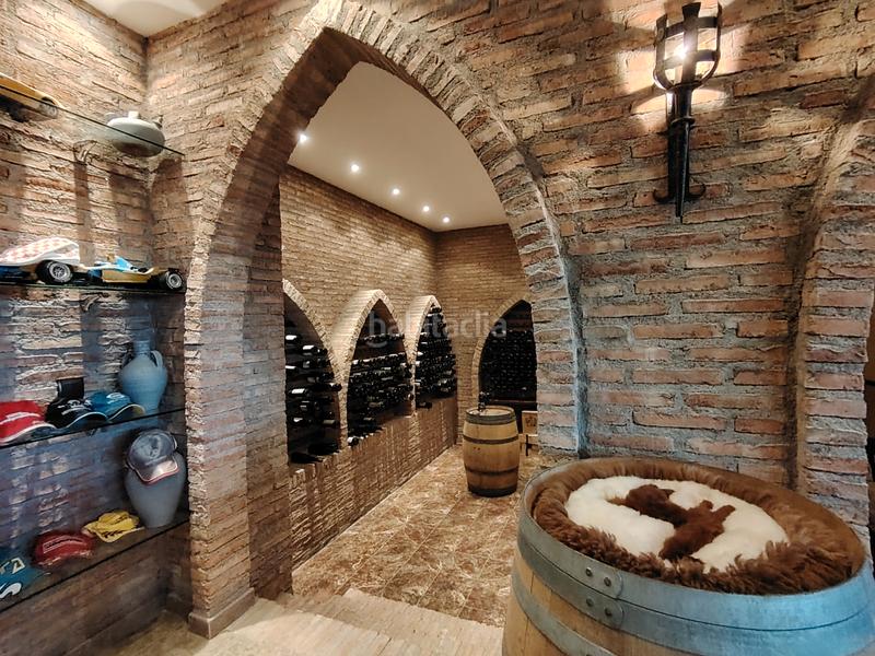 Foto 2aa038d5-d9cc-4822-8ef1-b462000dbd2a. Chalet mit kamin heizung parking pool in Batres