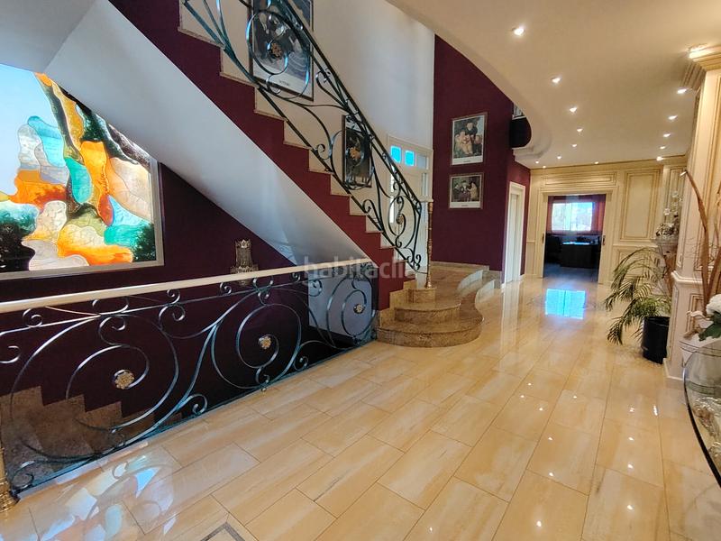 Foto 2f9c1442-ecb6-4ed9-8a1f-893c053483c6. Chalet mit kamin heizung parking pool in Batres