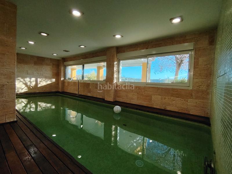 Foto 51b3e391-a8bc-4090-bb65-d76a4d771bb8. Chalet mit kamin heizung parking pool in Batres