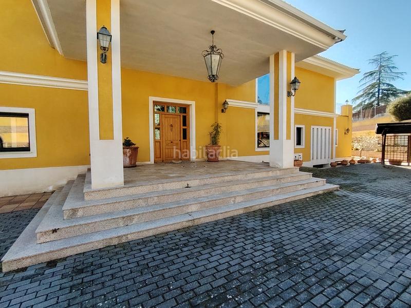 Foto 84ed7f2e-eecf-424e-9412-11e3fd9c32ac. Chalet mit kamin heizung parking pool in Batres