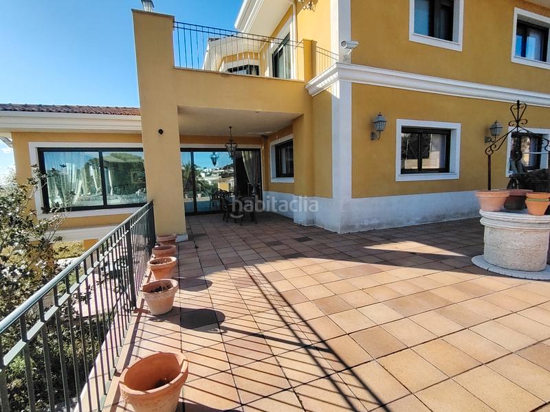 Foto 8c5703a3-5d3d-4768-b1ce-e7b2399d3a1d. Chalet mit kamin heizung parking pool in Batres