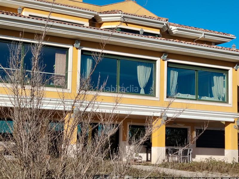 Foto a48406cd-0037-446e-96e9-18923d466add. Chalet mit kamin heizung parking pool in Batres