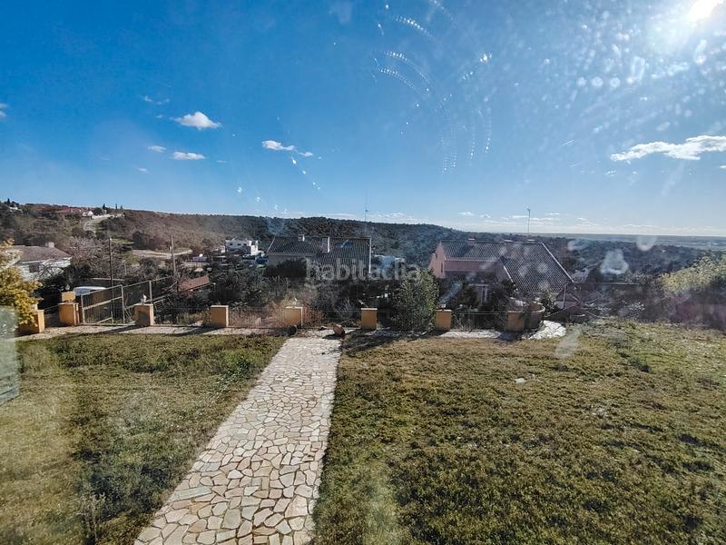 Foto db7755c0-3b55-4c54-81c4-7cc77d174296. Chalet mit kamin heizung parking pool in Batres