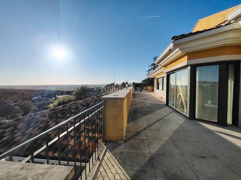 Foto ee26294d-b91f-4f48-86a6-2a90980c9b36. Chalet mit kamin heizung parking pool in Batres