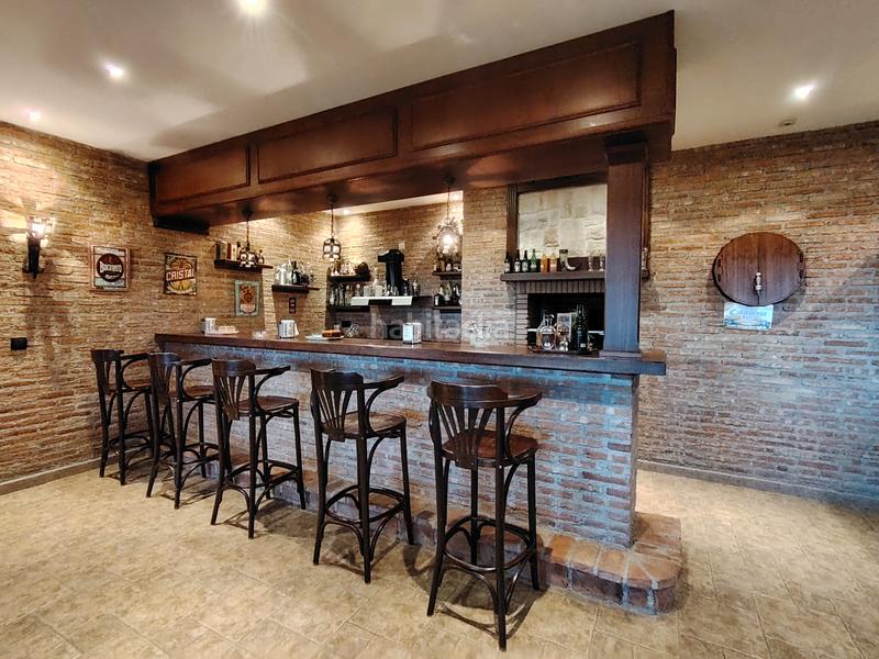 Foto ef52c8cf-d0fc-44b4-a982-ae4ad5c79f91. Chalet mit kamin heizung parking pool in Batres