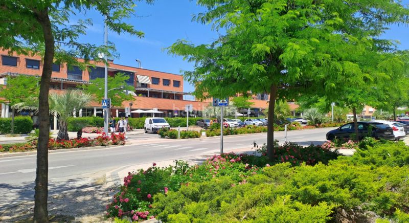 Foto 8e8d740f-4235-4bb1-ac17-a448845c1636. Terreno residencial exclusiva parcela urbana de 1.200 m² | construye la casa de tus sueños en Arroyomolinos