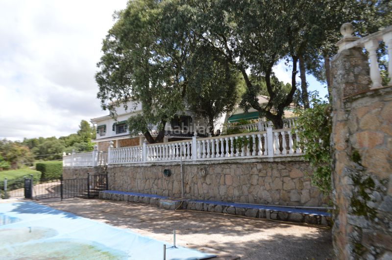 Foto 1adcda97-cdd1-4feb-a478-72179ab048af. Xalet amb xemeneia calefacció aparcament piscina a Batres