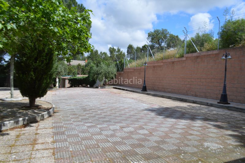 Foto 41a8a958-e8b1-4c08-8b11-8a429695dcfb. Xalet amb xemeneia calefacció aparcament piscina a Batres