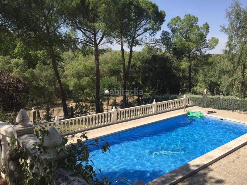 Foto 52e0d3c7-e2a0-4499-9902-24732e780b6a. Xalet amb xemeneia calefacció aparcament piscina a Batres