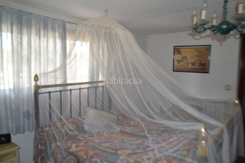 Foto cf73e33d-9de8-4bb4-a58c-f2b2cf18fed3. Xalet amb xemeneia calefacció aparcament piscina a Batres